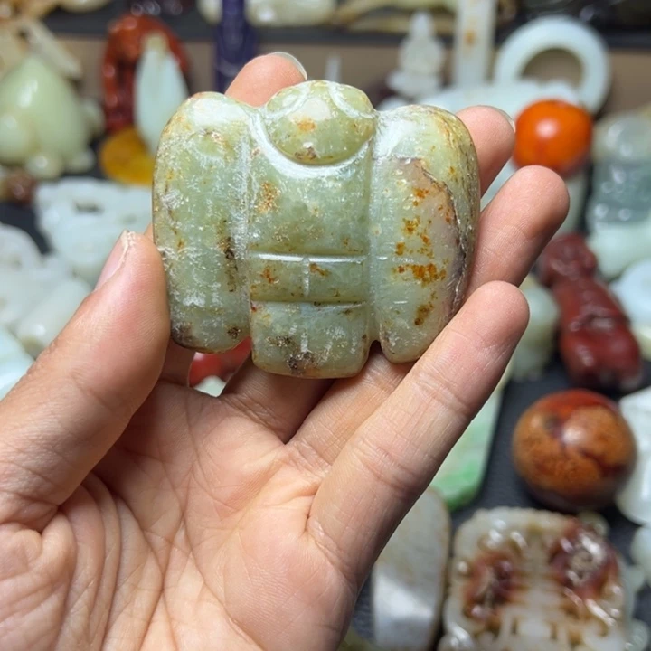 和田玉（糖玉）未镶嵌颈饰