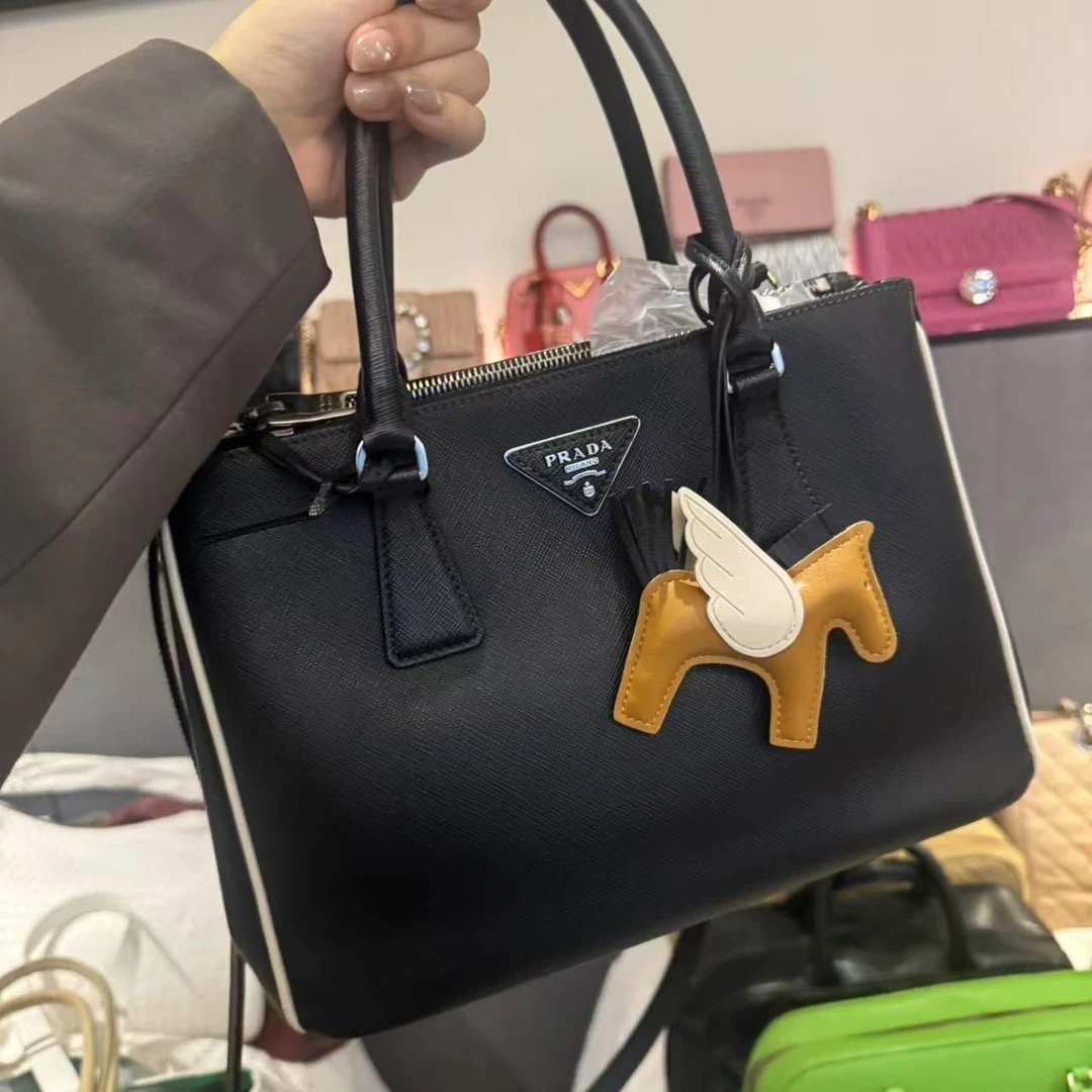 95新 Prada/普拉达 小号杀手包黑色/非真假不退补不换