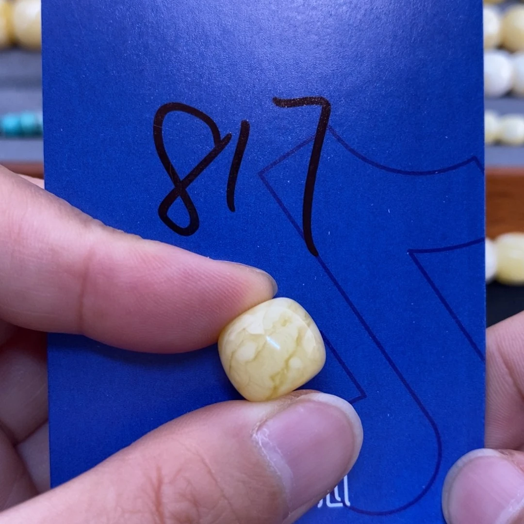 未镶嵌蜜蜡裸石没****路蜜蜡