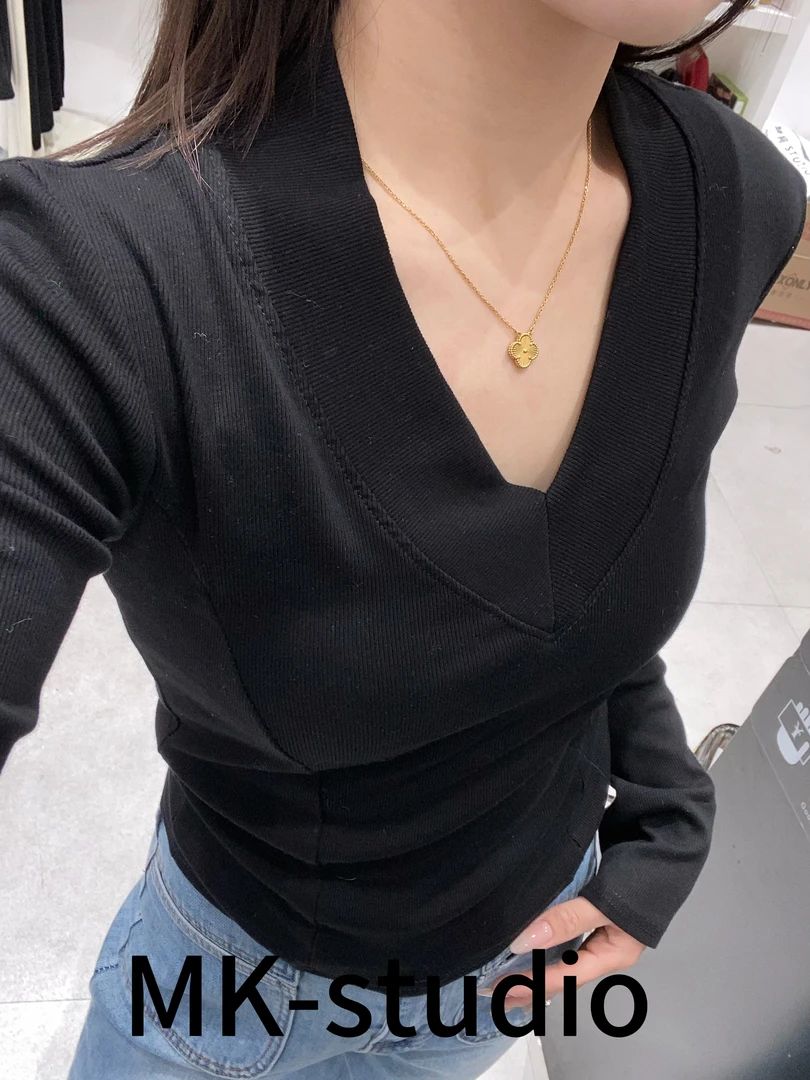 【Meng Ke】必备百搭V领t恤女2025春新款显瘦纯欲鱼骨辣妹打底上衣