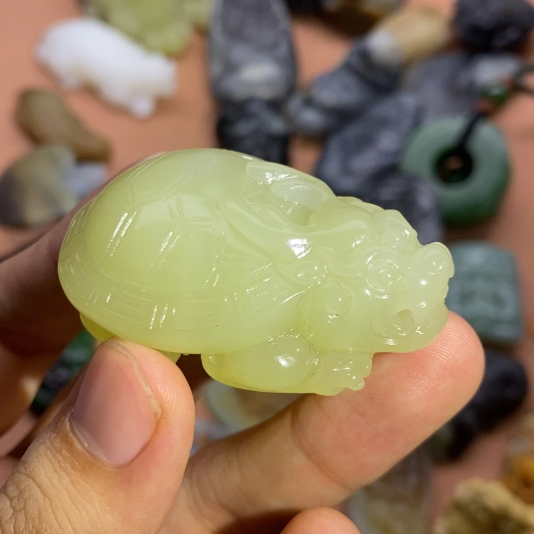 未镶嵌和田玉挂件@****M