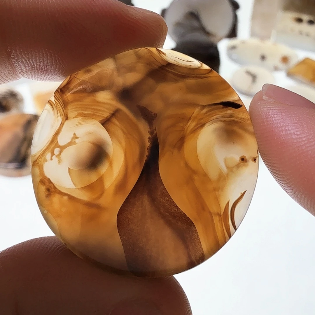 玛瑙/玉髓未镶嵌珠宝半成品