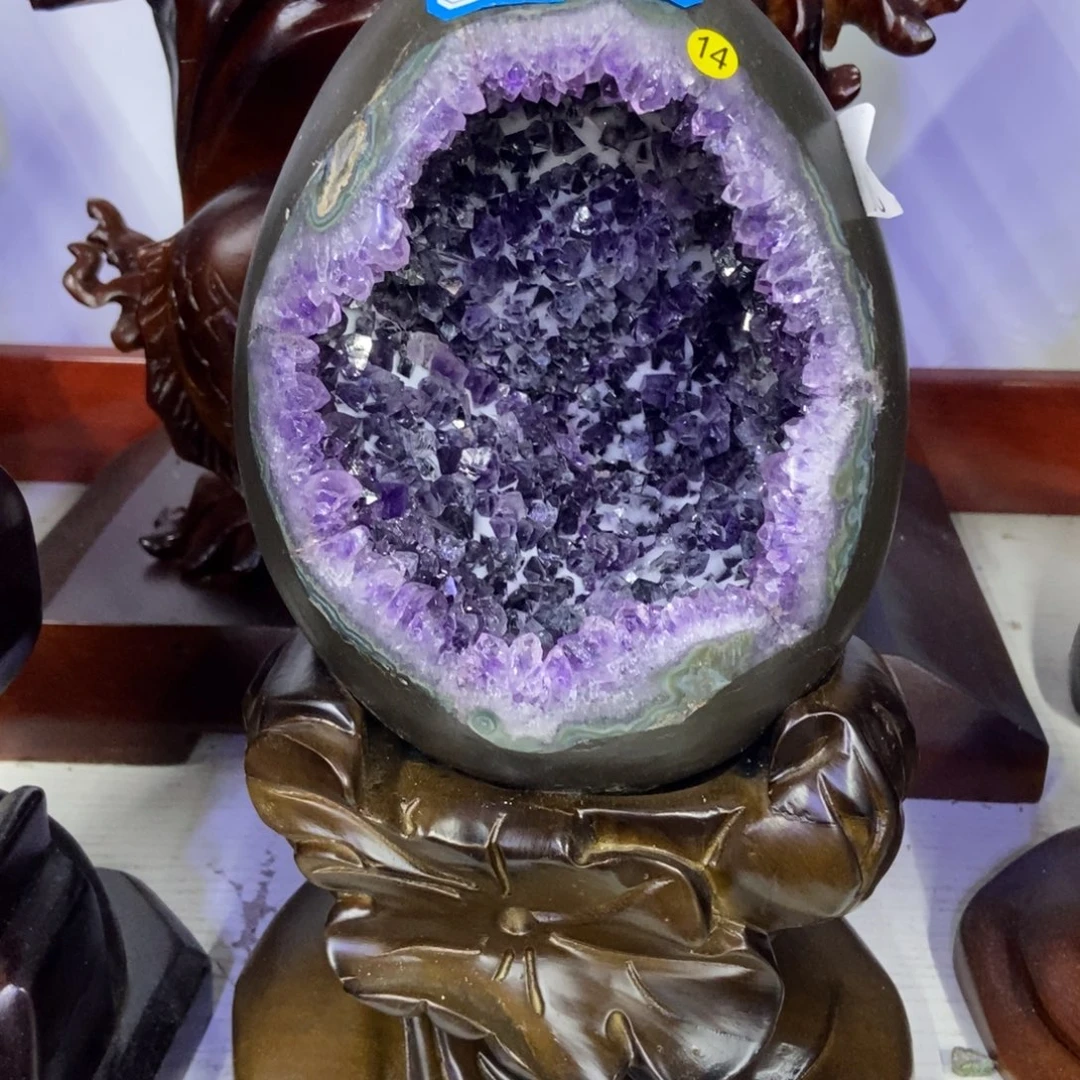 紫晶大型摆件（非配饰）未镶嵌潘