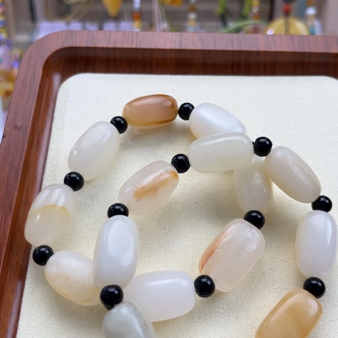 未镶嵌琥珀裸石手串