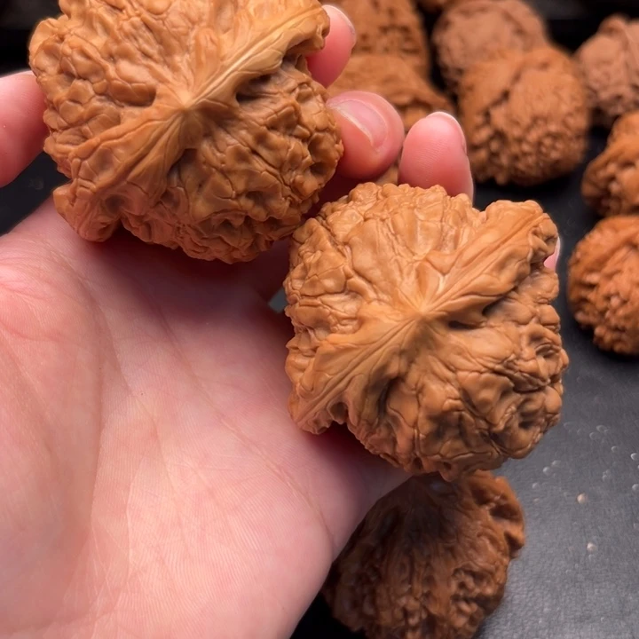 半***梦文玩核桃把件龙鼎