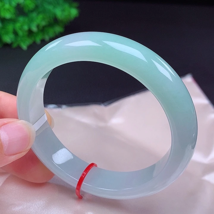 翡翠未镶嵌手镯681301