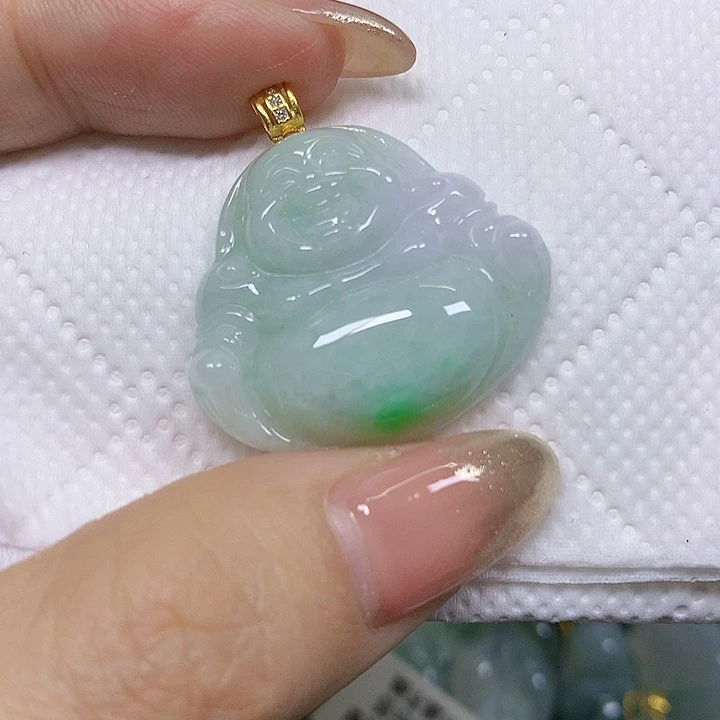 翡翠未镶嵌颈饰挂件