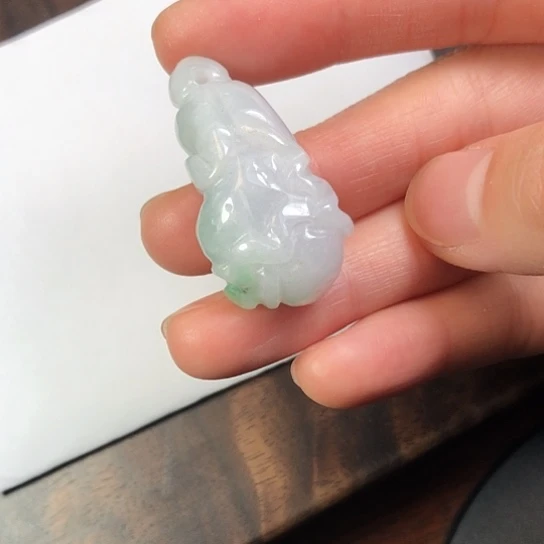 翡翠未镶嵌颈饰缅甸A货，每天下午1点半开播