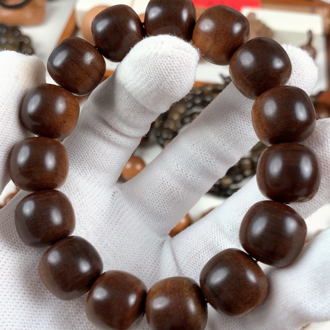 ℳ***ঞ木质类檀香木老山檀香檀香王1516，奶香