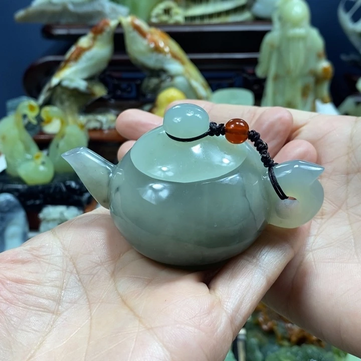 未镶嵌蛇纹石玉珠宝奇石攀*者