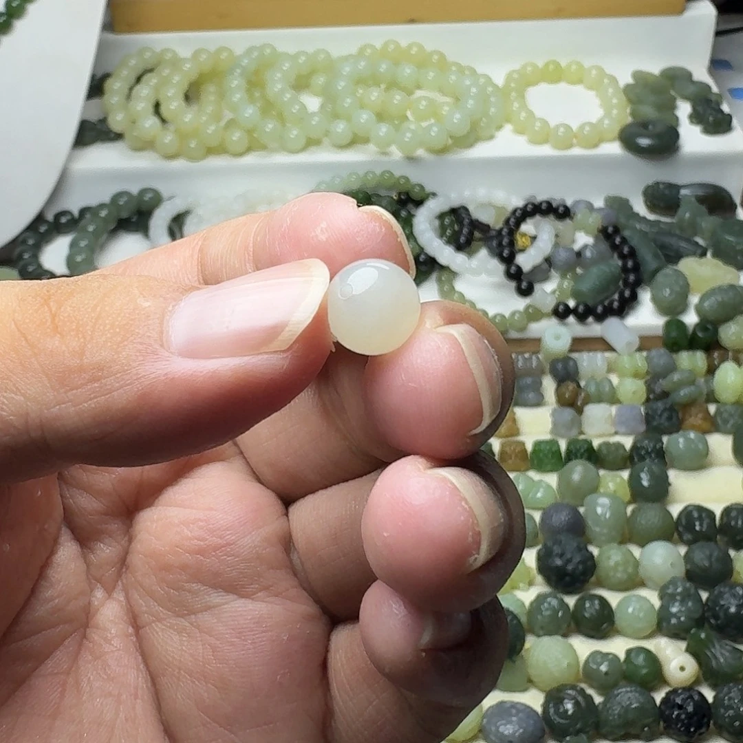 锦****未镶嵌和田玉珠宝半成品和田玉白玉圆珠10㎜