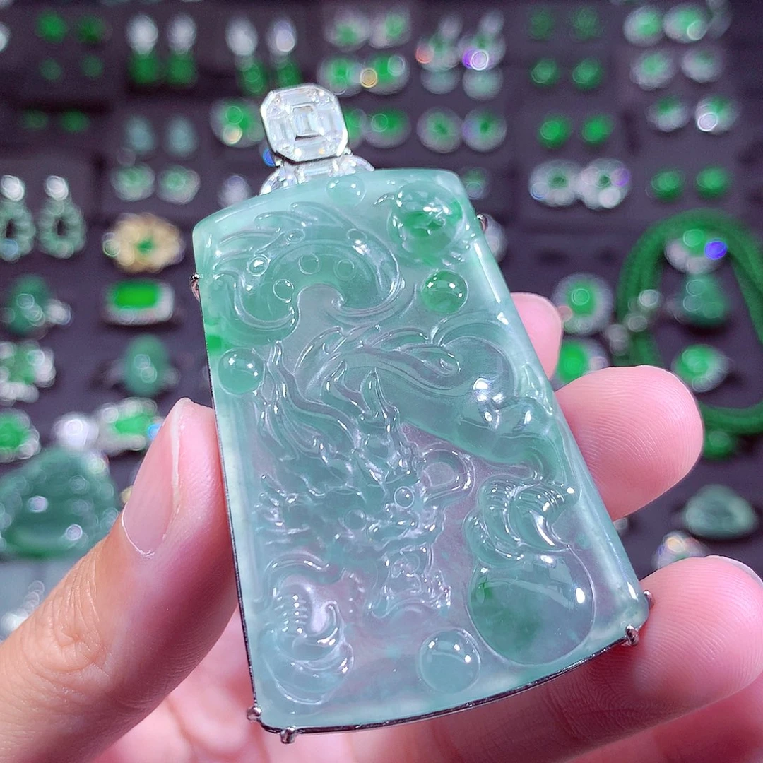 翡翠未镶嵌颈饰天然