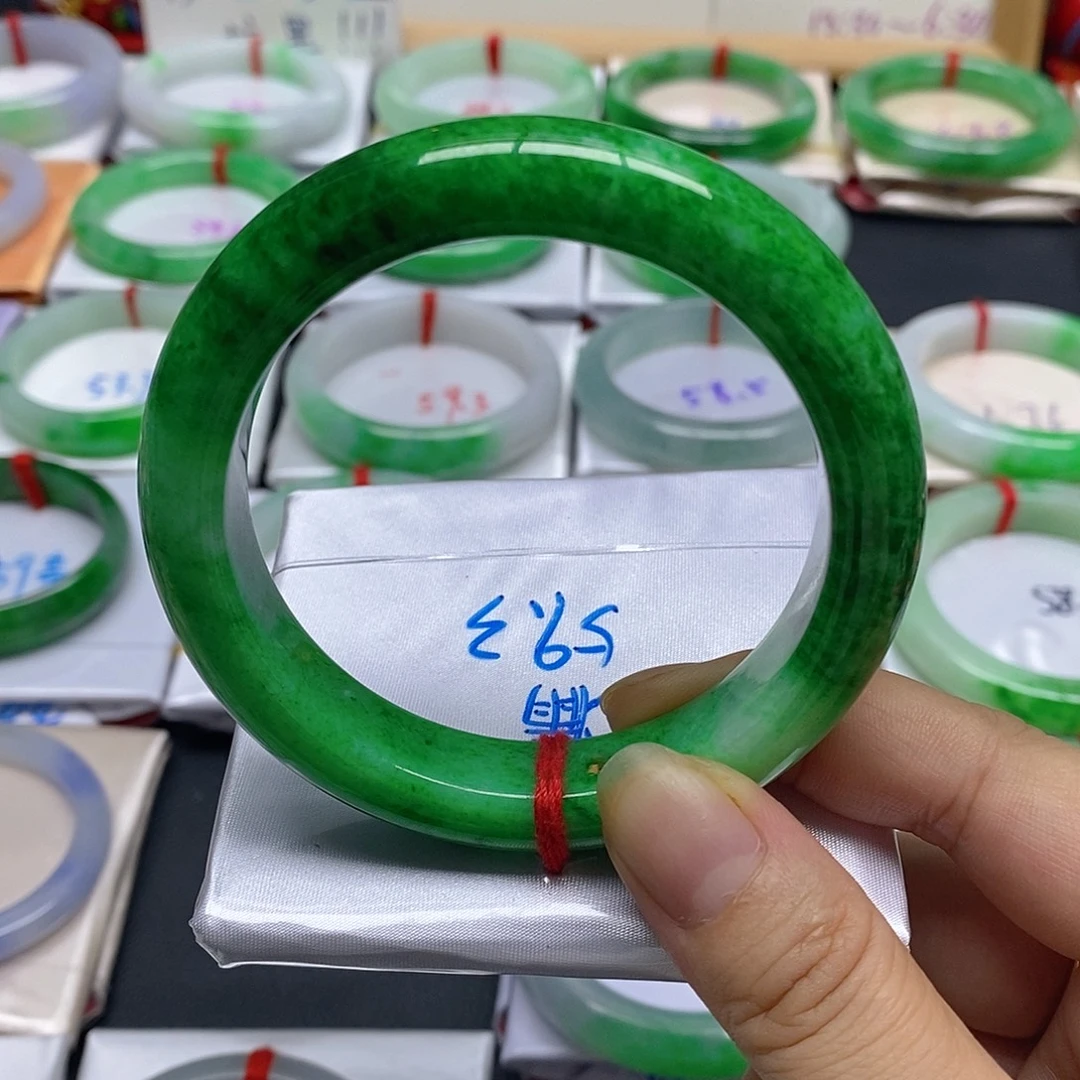 翡翠未镶嵌手镯23号