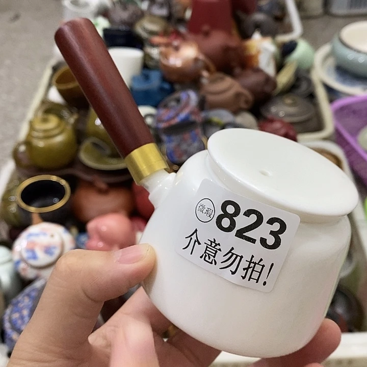 陶瓷艺术品及陶瓷壶