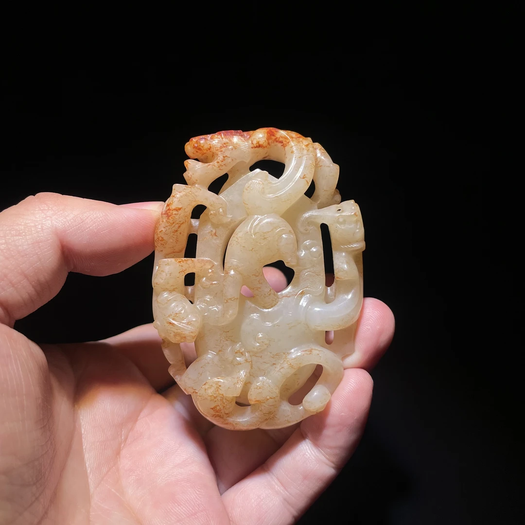 明早期螭龙纹鸡心佩—HBG12911