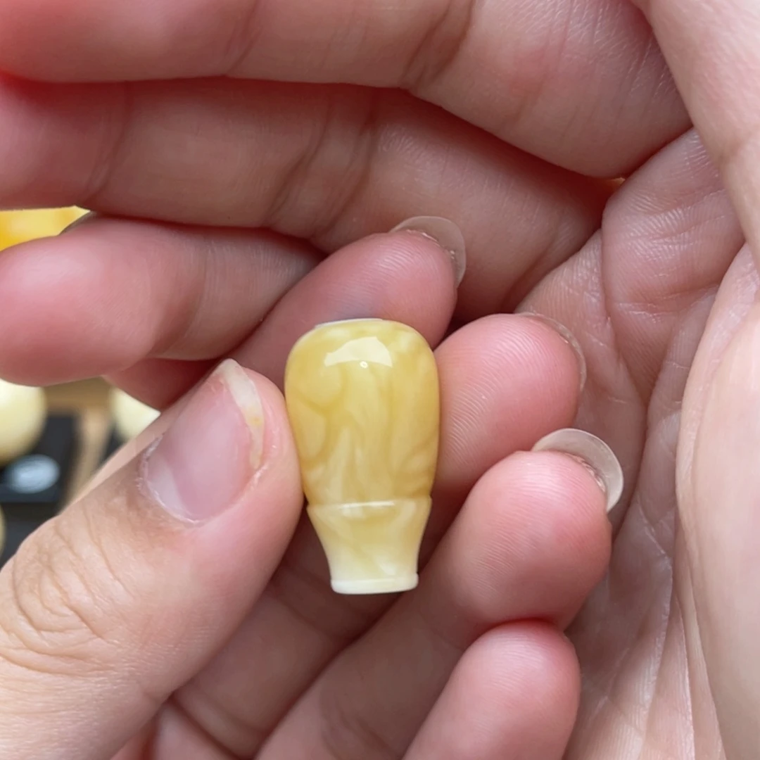 裸石琥珀未镶嵌蜜蜡三通十三