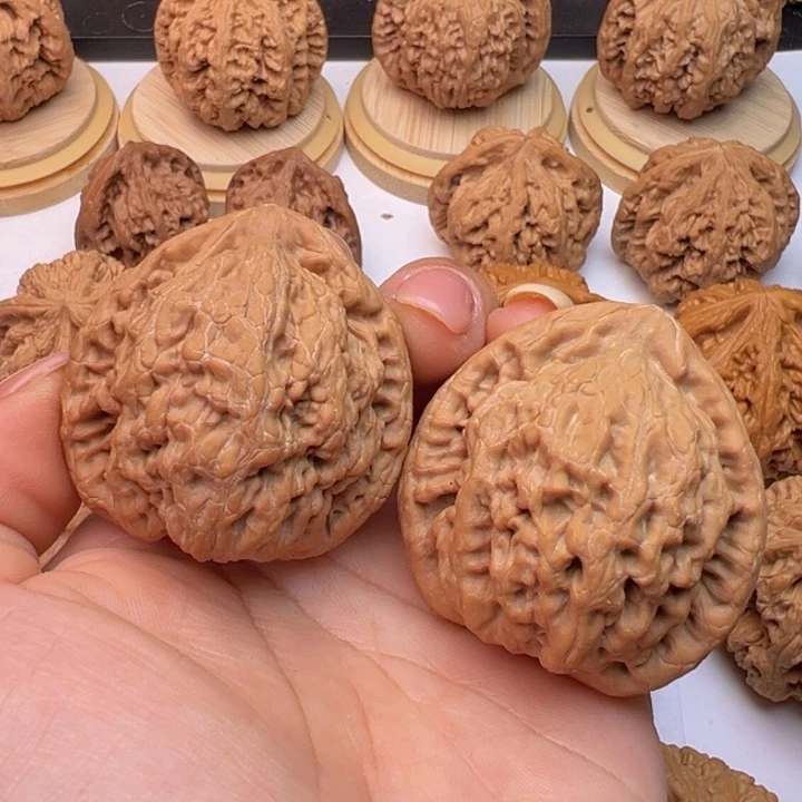 文玩核桃把件金公子42全品