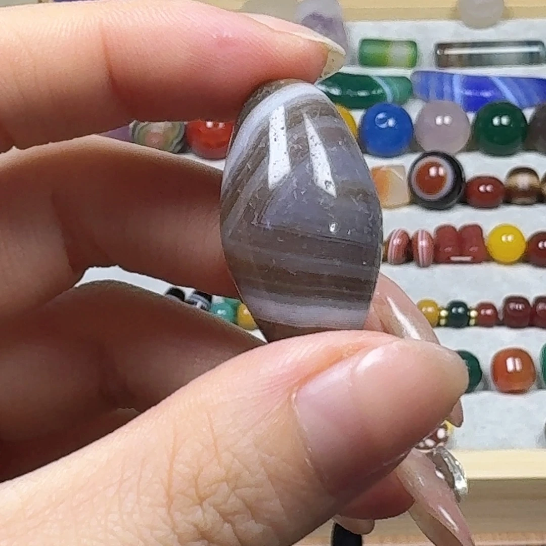 狼***ཨ未镶嵌天然玛瑙玛瑙/玉髓
