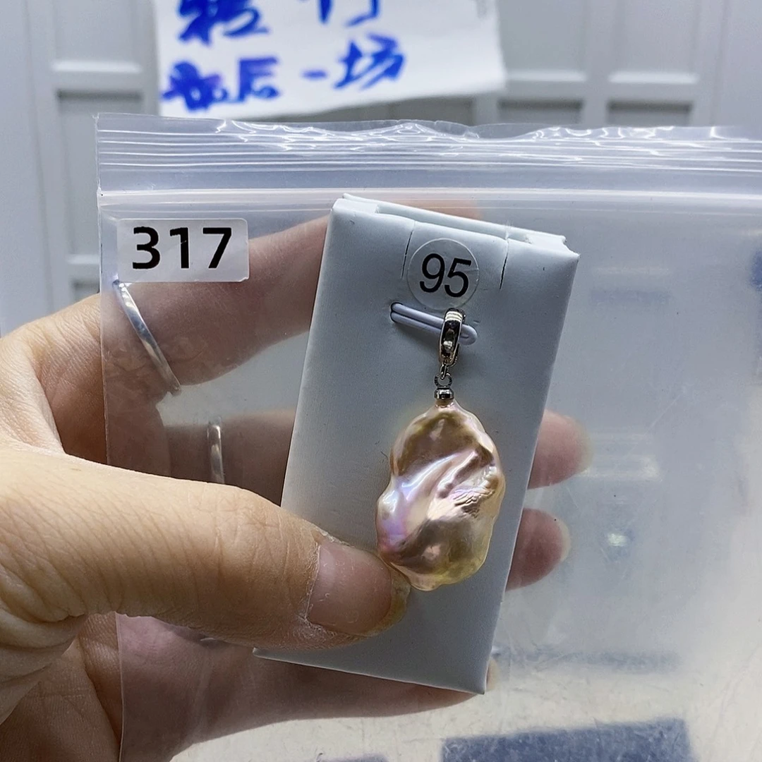 颈饰合金淡水珍珠