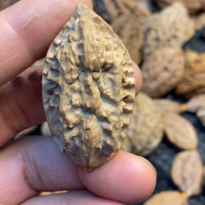 吊坠文玩核桃娜姐86