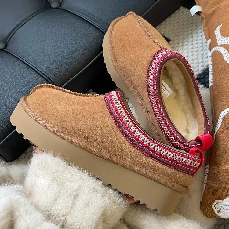 雪地靴女2025秋冬新款加绒时尚百搭民族风厚底真皮防滑雪地棉