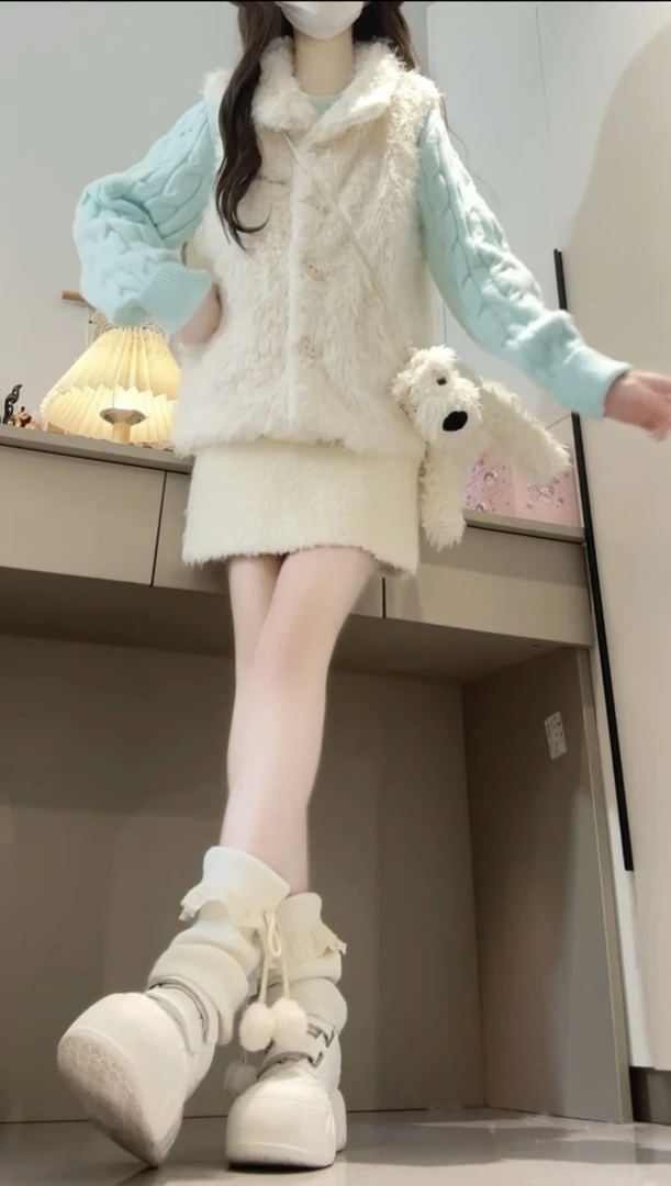 2025冬季新款韩系穿搭慵懒风麻花毛衣毛毛马甲搭配短裙时尚三件套