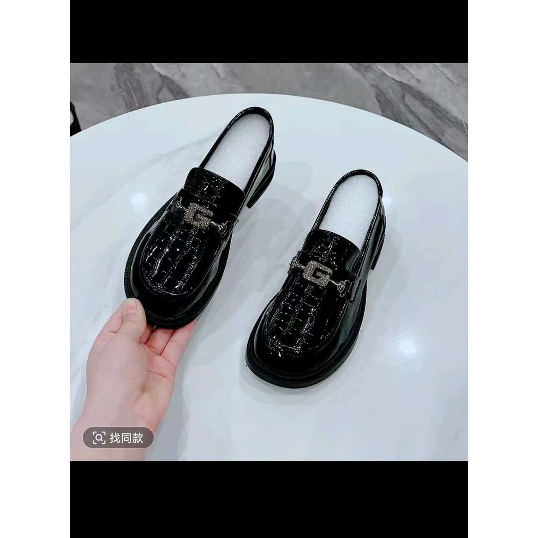 7755女士区早秋新款英伦风一脚蹬百搭烫钻乐福鞋