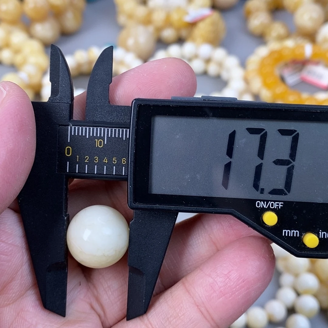 蜜蜡未镶嵌珠宝奇石3g