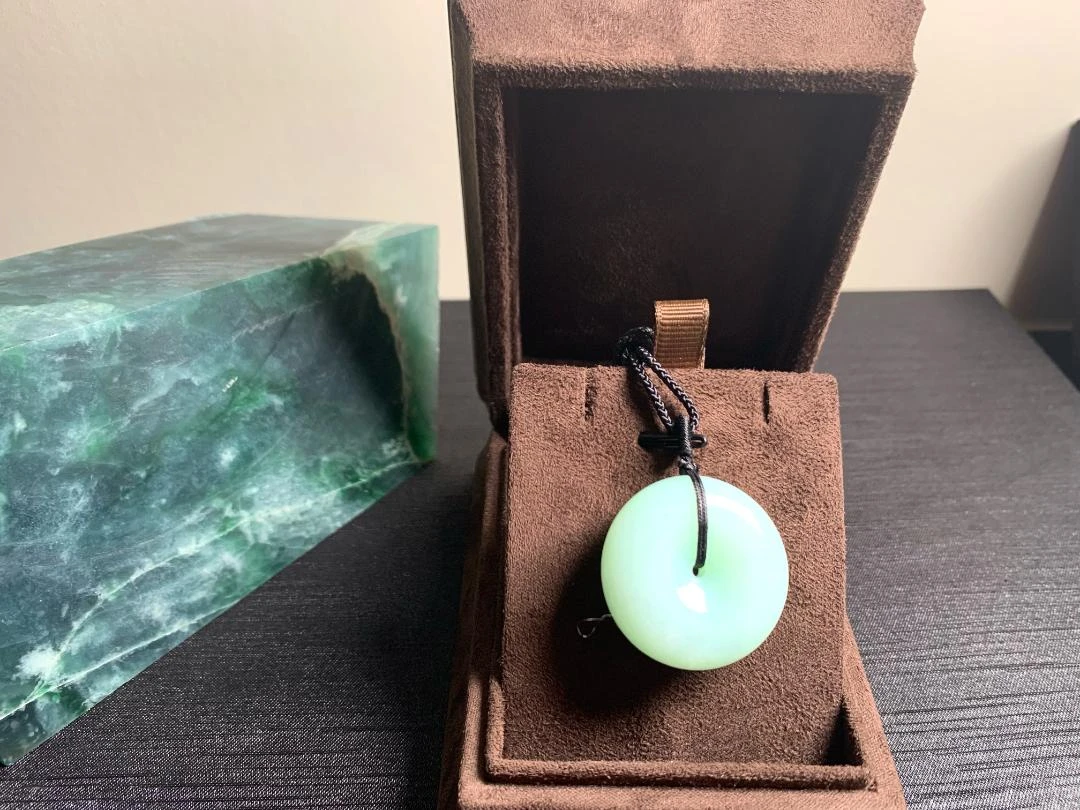 天然缅甸翡翠A货冰种飘绿平安扣翡翠吊坠