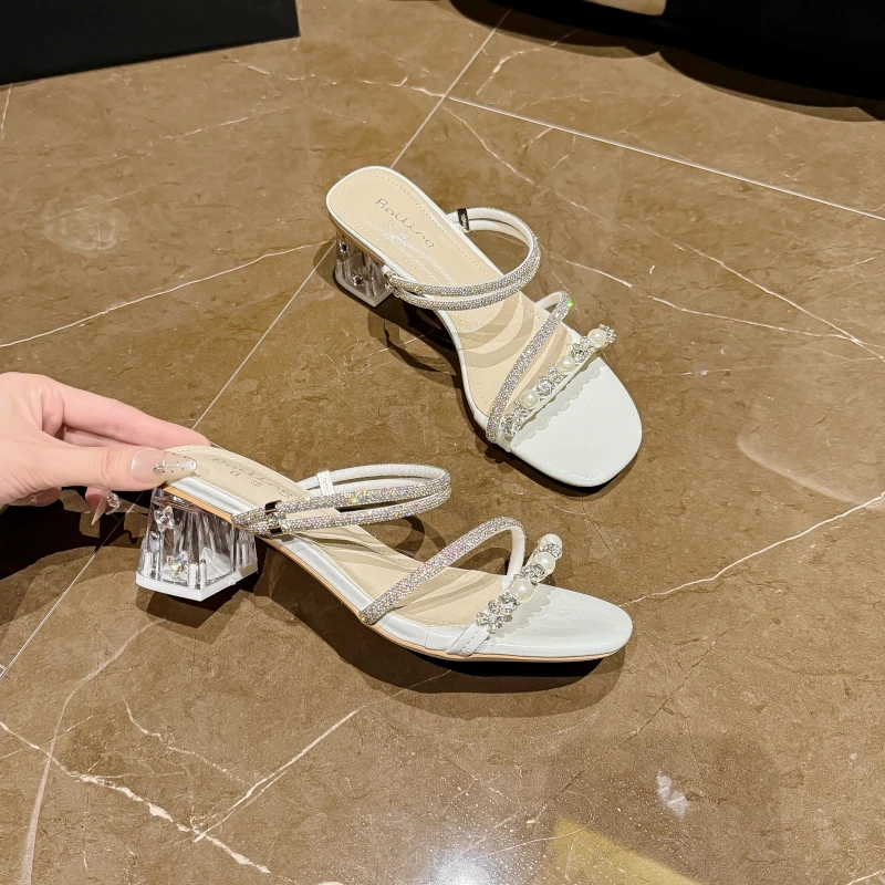 夏季2穿珍珠凉鞋外穿粗跟一字带气质中跟女鞋子