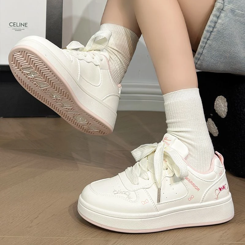 回力可爱kitty小白鞋女款2025新款秋季韩版面包鞋学生休闲板鞋女