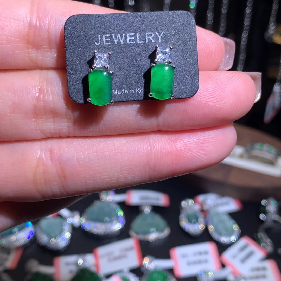 翡翠未镶嵌耳饰耳钉