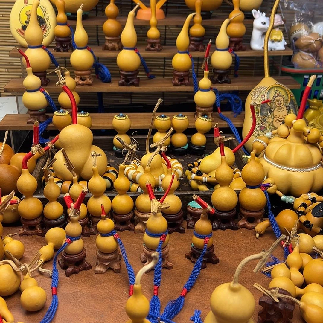 ?*我在外面吃饭了哈哈哈