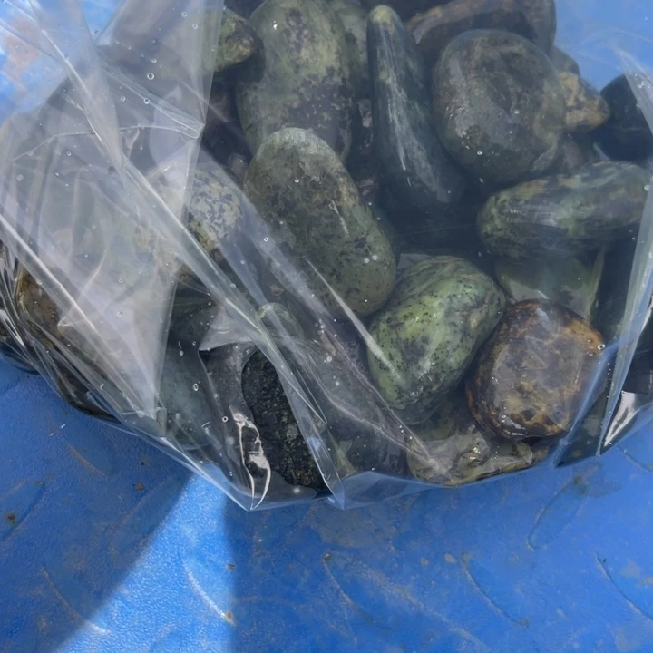 杨***满长石玉合金藏玉藏玉