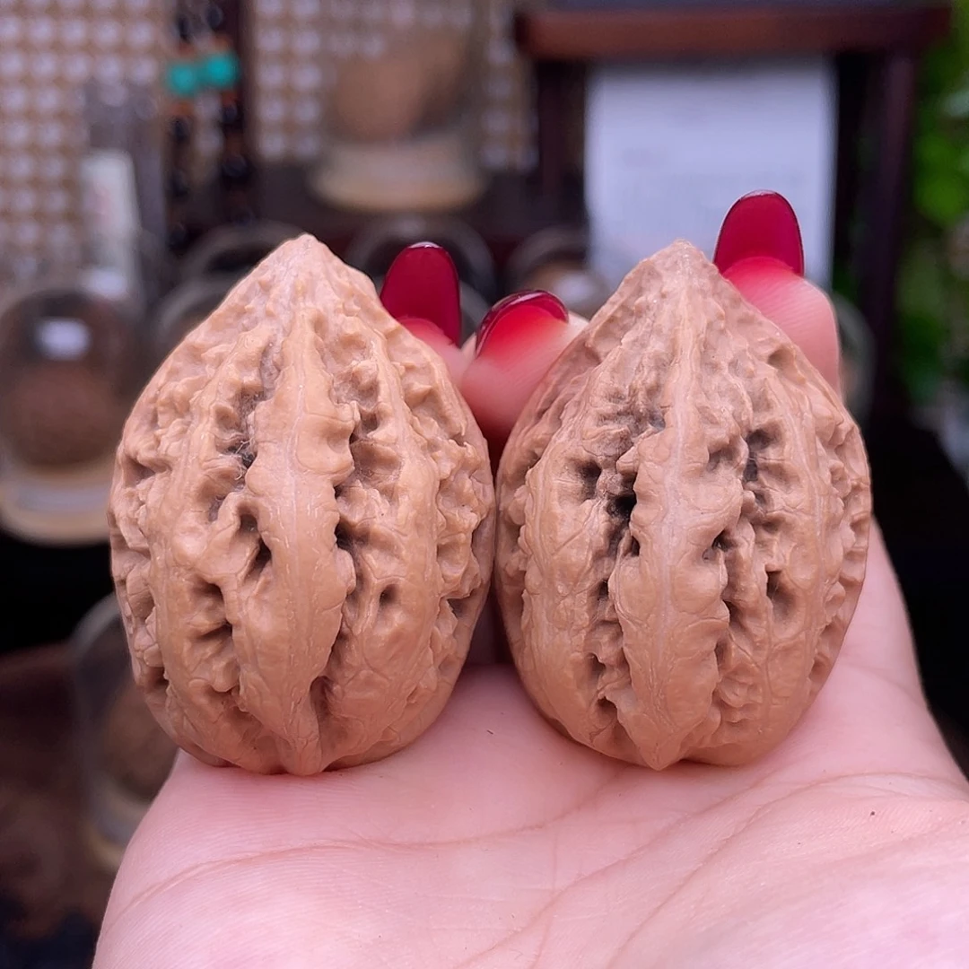 文玩核桃吊坠霸王龙