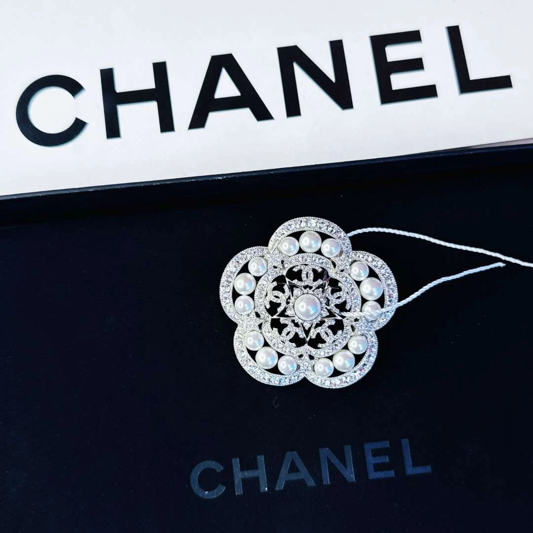95新 Chanel/香奈儿 柚礼中古/香奈儿花朵珍珠胸针LZ503283
