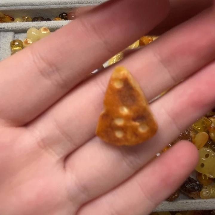 裸石琥珀未镶嵌?****笑天然蜜蜡配件
