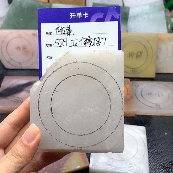 石英质玉手镯未镶嵌向**ぃ定制手镯