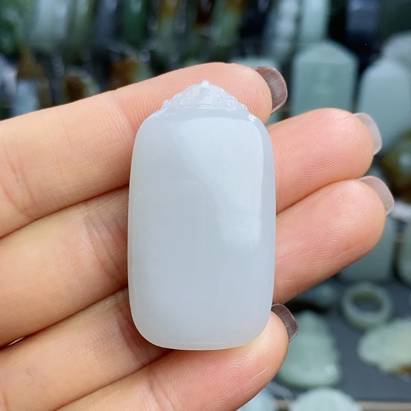 【闪购商品】颈饰未镶嵌和田玉