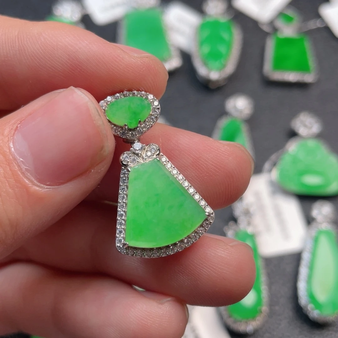 翡翠吊坠(不含链)银S925镶嵌