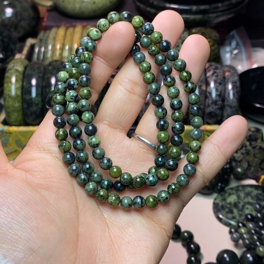 蛇纹石玉未镶嵌项链