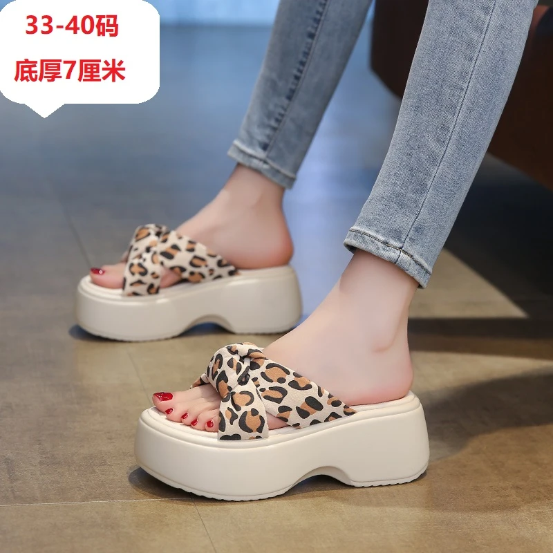 33-40码高跟气质凉拖鞋女外出高颜值厚底增高一字拖2025夏季新款