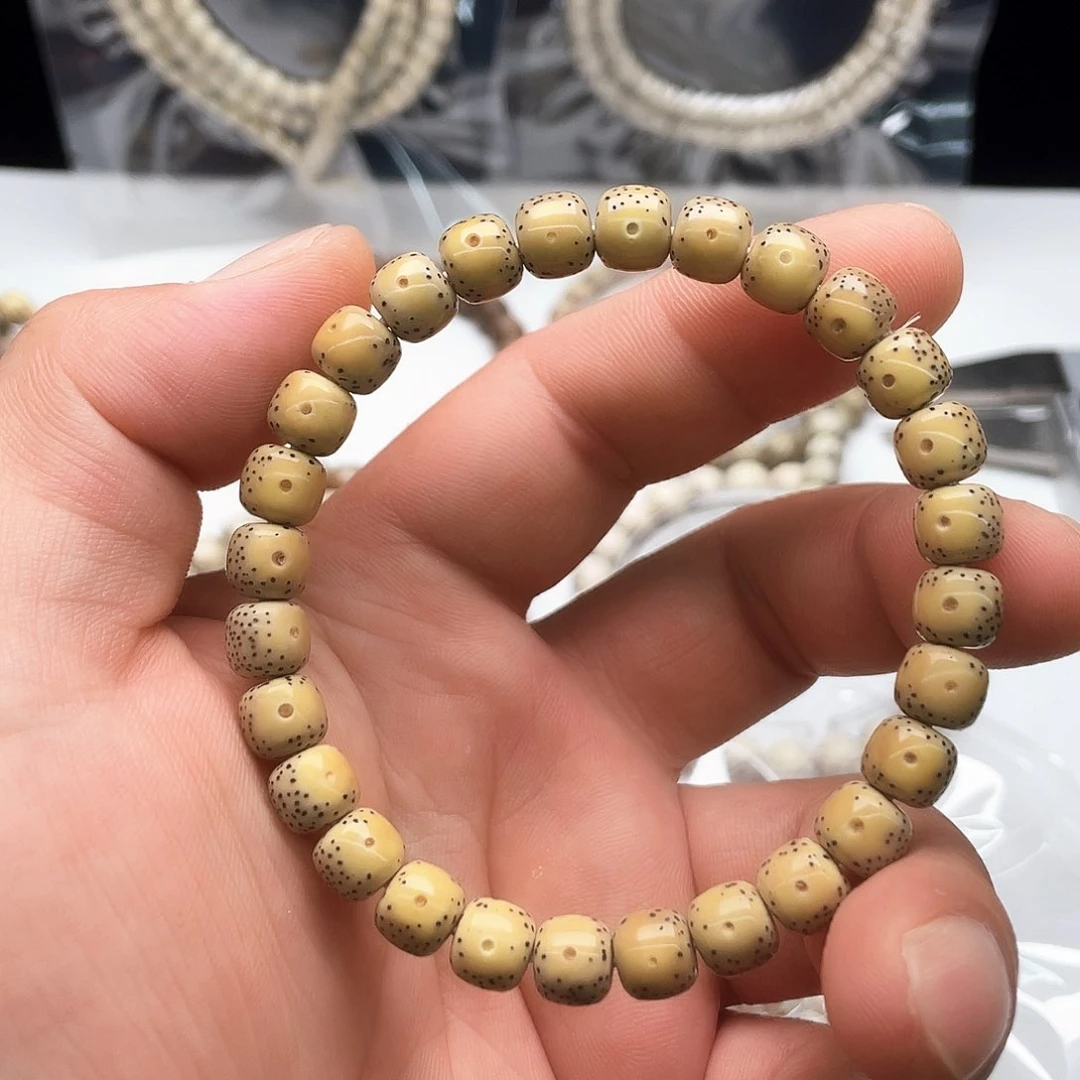 星月菩提手串同枝黄8x7单圈