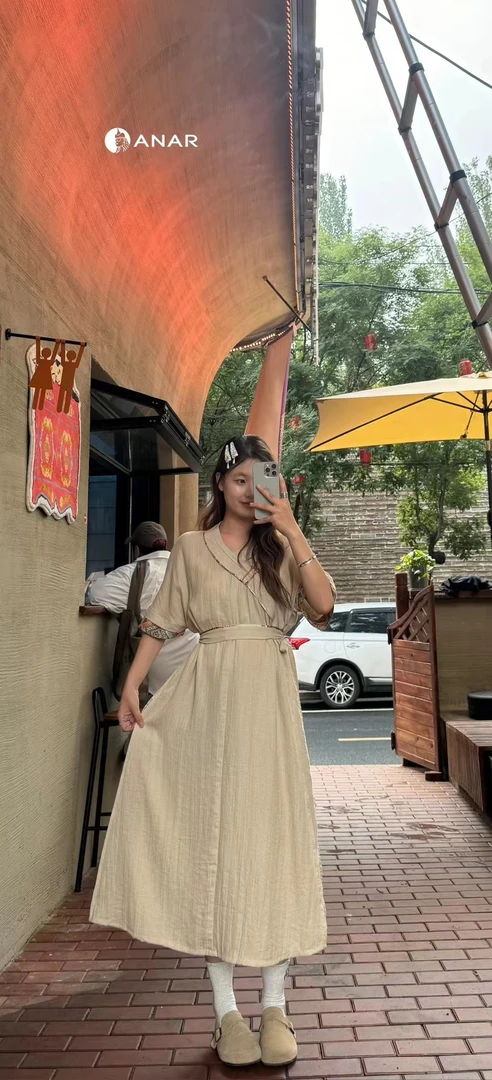 ANAR原创设计夏季提花时尚极简风匈奴领连衣裙