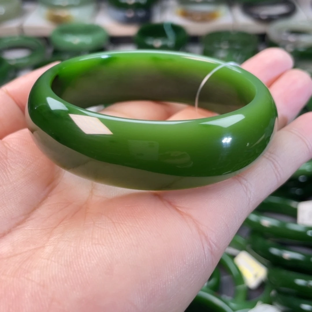 和田玉（碧玉）手镯未镶嵌