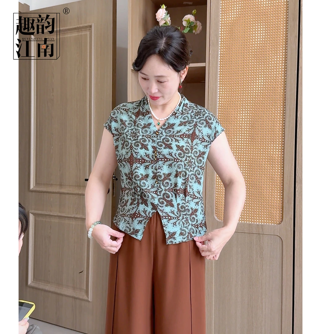 妈妈装夏装薄款碎花小衫套装中老年女时尚雪纺衫上衣