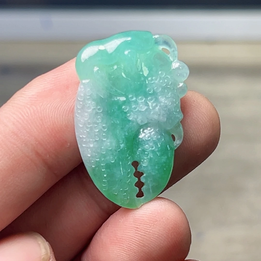 定制翡翠未镶嵌吊坠