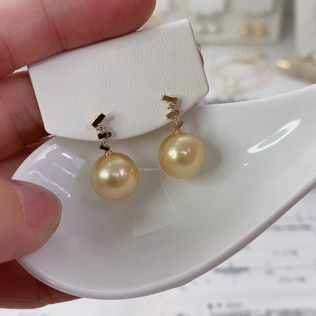 海水珍珠耳饰18K金镶嵌10-11