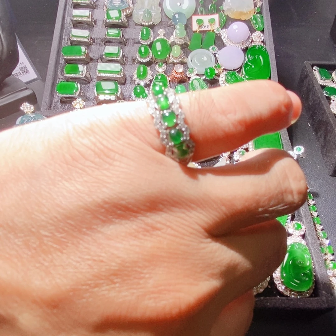 翡翠未镶嵌戒指A货翡翠7