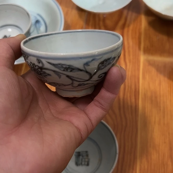 碗用****2青花文饰的一个杯子